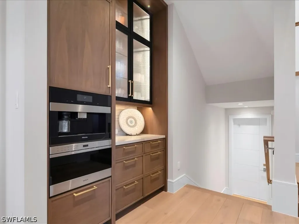425 15th Avenue S Naples FL 34102