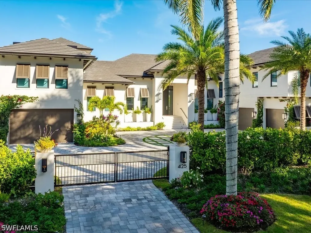 425 15th Avenue S Naples FL 34102