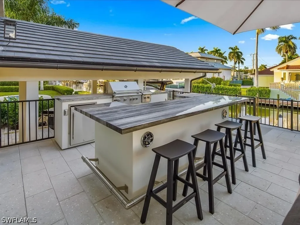 425 15th Avenue S Naples FL 34102