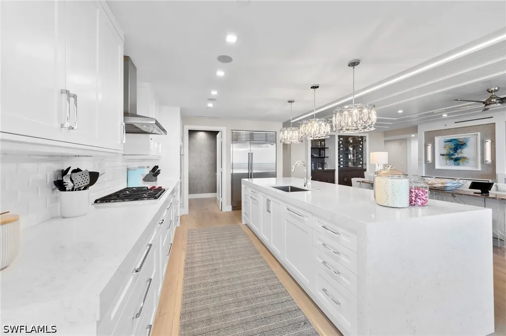 13915 Old Coast Road Naples FL 34110