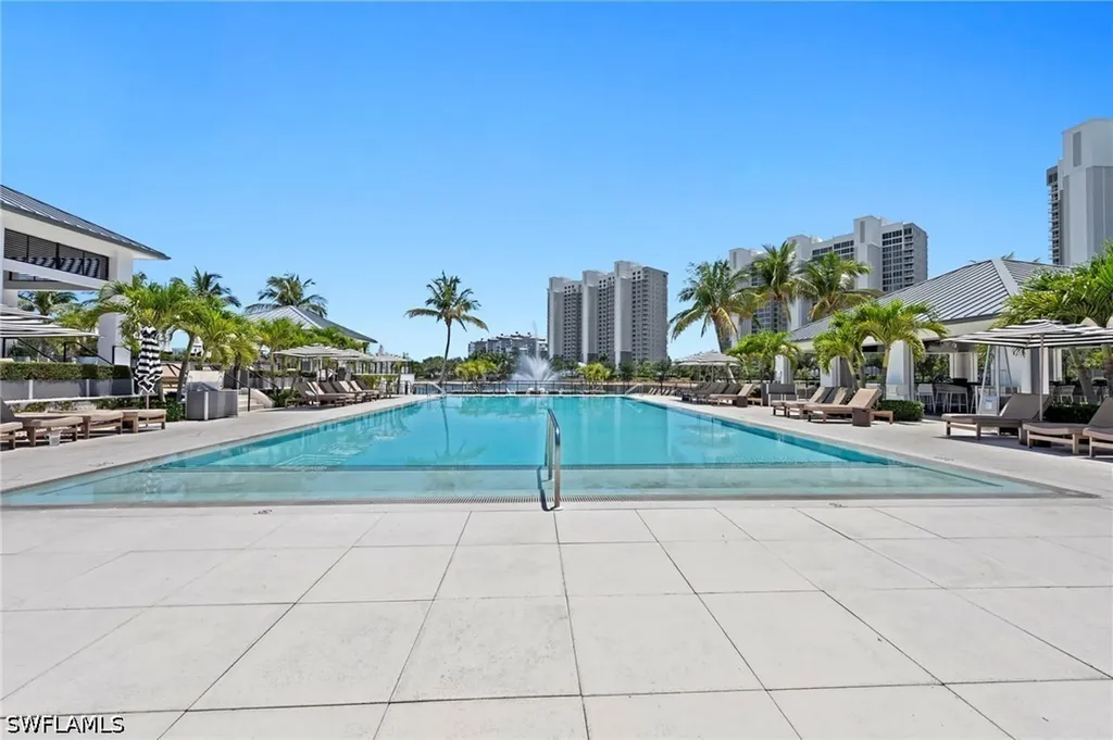 13915 Old Coast Road Naples FL 34110