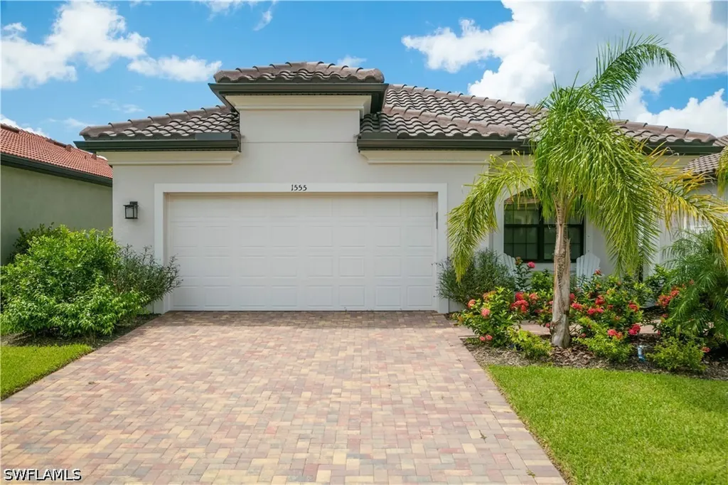 1555 Marton Court Naples FL 34113