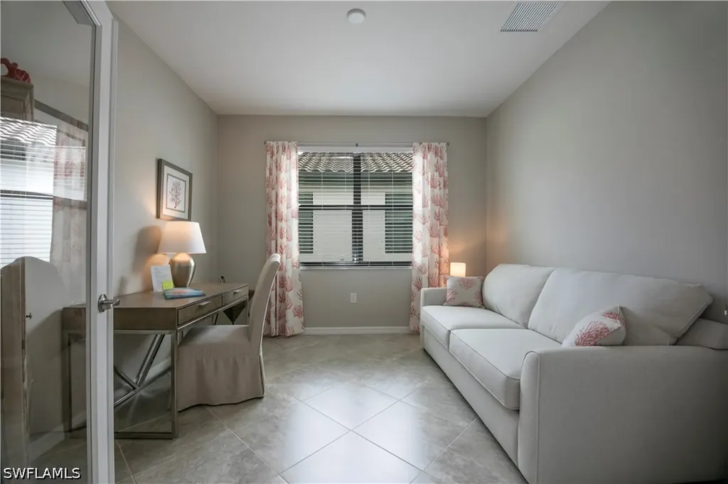 1555 Marton Court Naples FL 34113