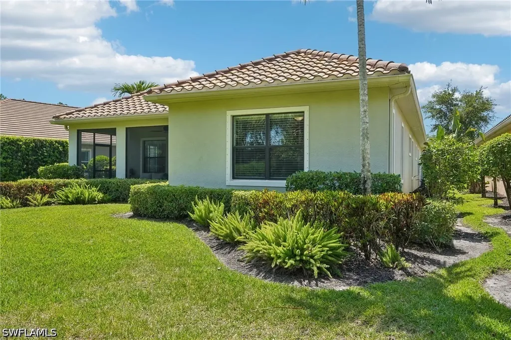 3651 Canopy Circle Naples FL 34120