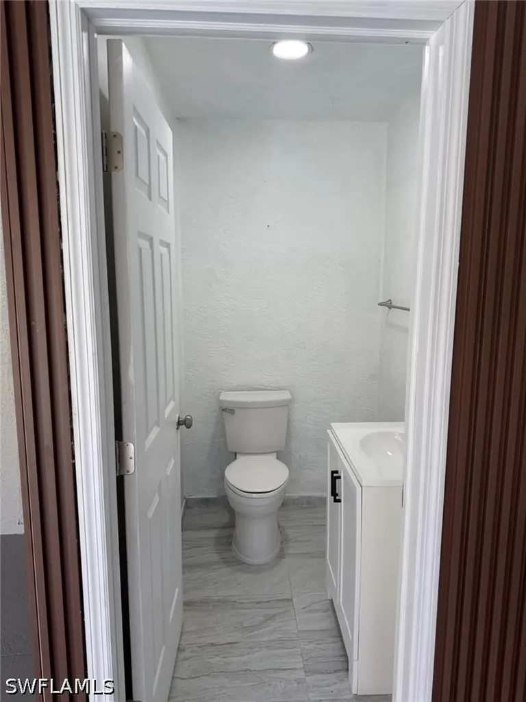 1325 SW 28th Street Cape Coral FL 33914