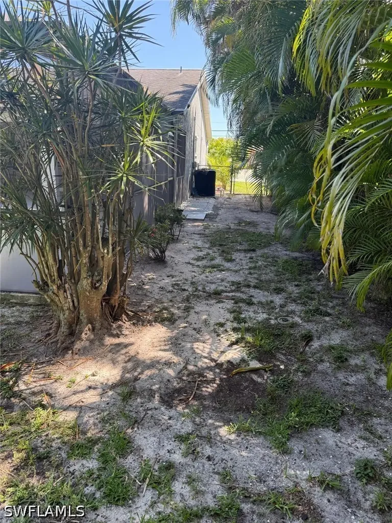1325 SW 28th Street Cape Coral FL 33914