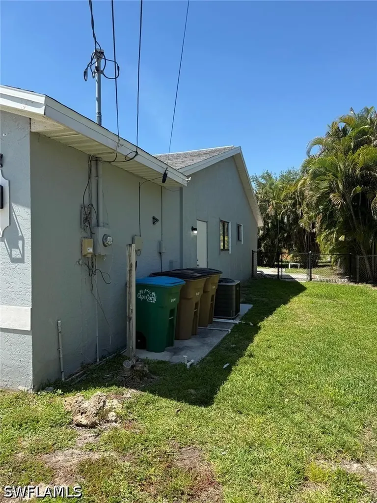 1325 SW 28th Street Cape Coral FL 33914