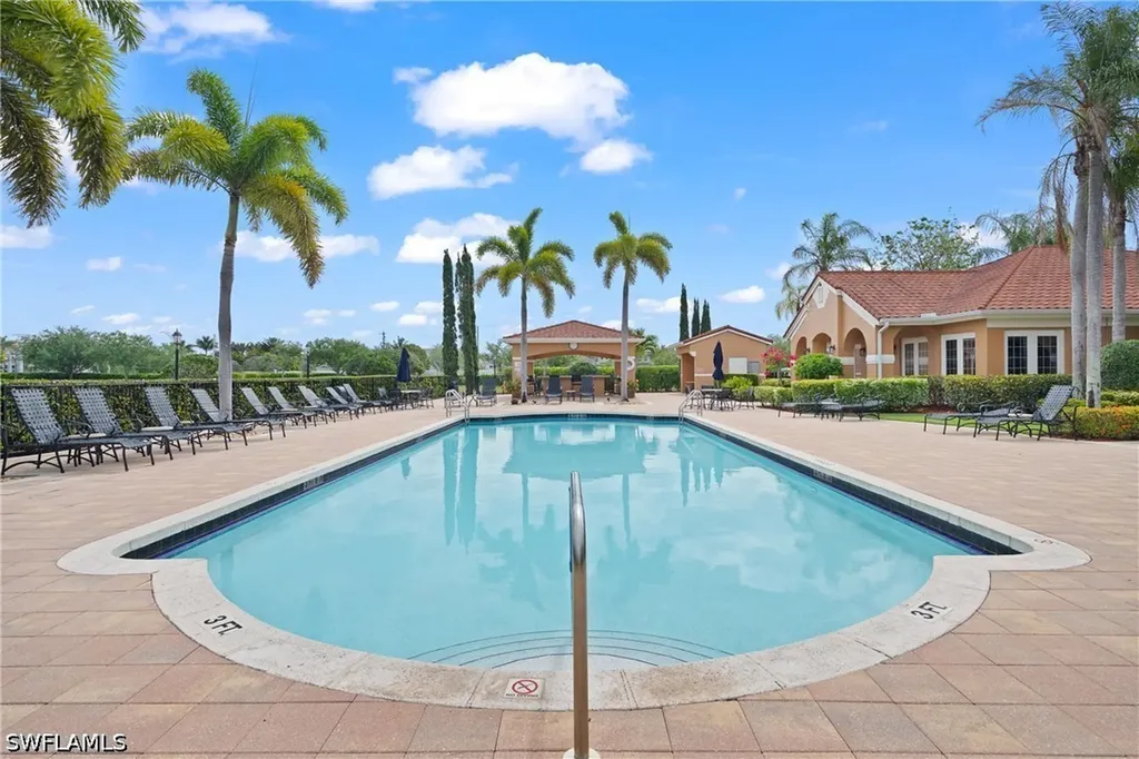 1885 Florida Club Drive Naples FL 34112