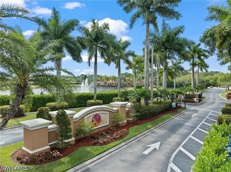 1885 Florida Club Drive Naples FL 34112
