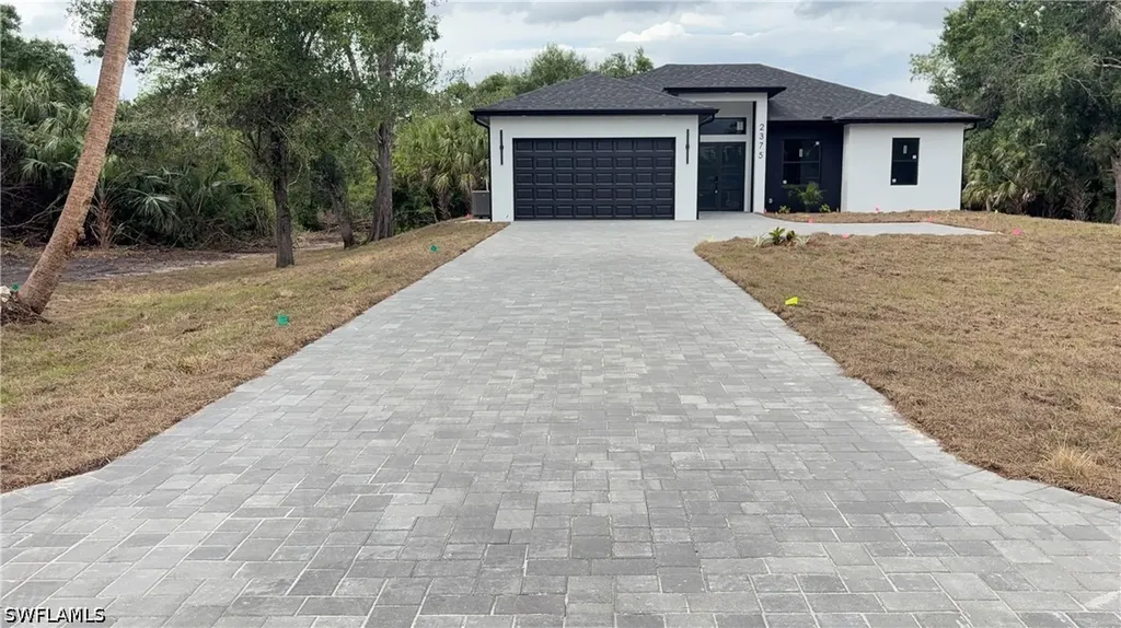 2375 2nd Avenue SE Naples FL 34117