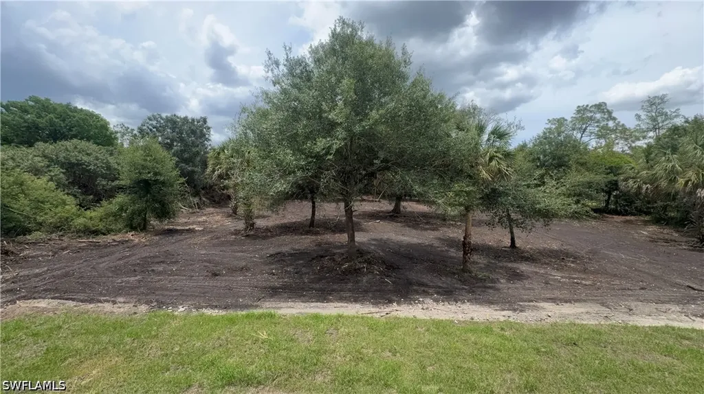 2375 2nd Avenue SE Naples FL 34117