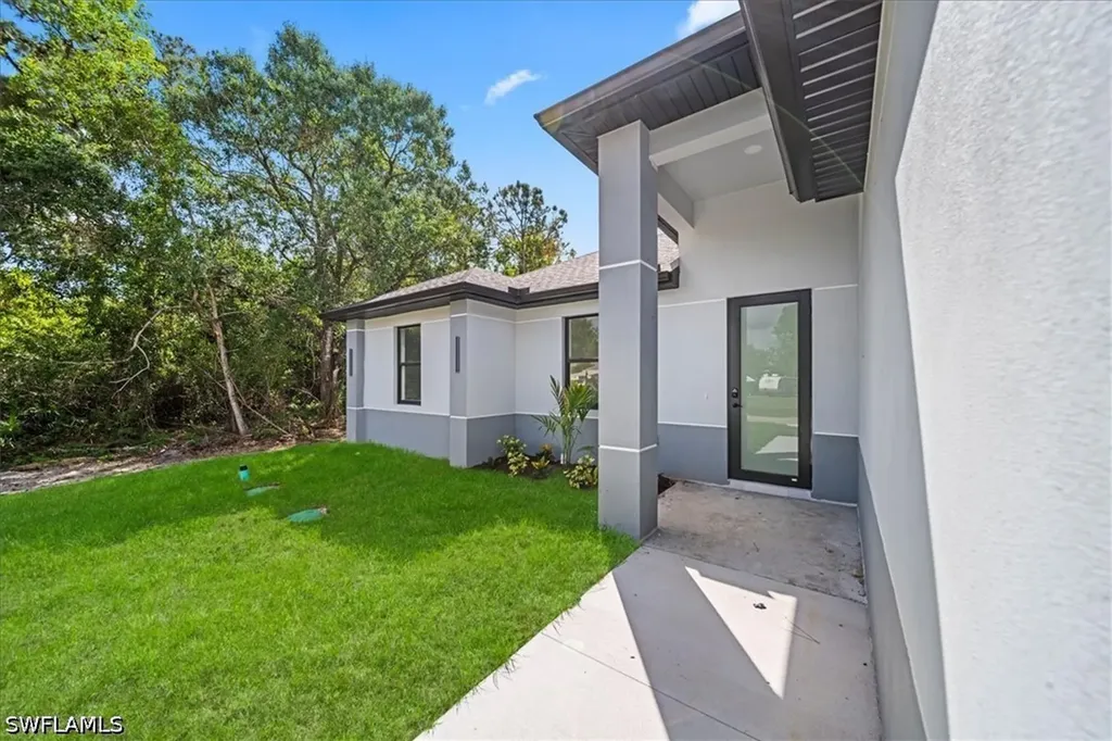 373 Selkirk Avenue Lehigh Acres FL 33974