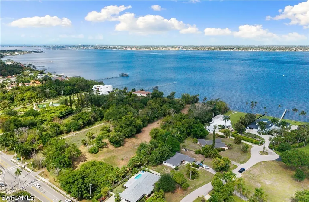 11480 Mcgregor Boulevard Fort Myers FL 33919