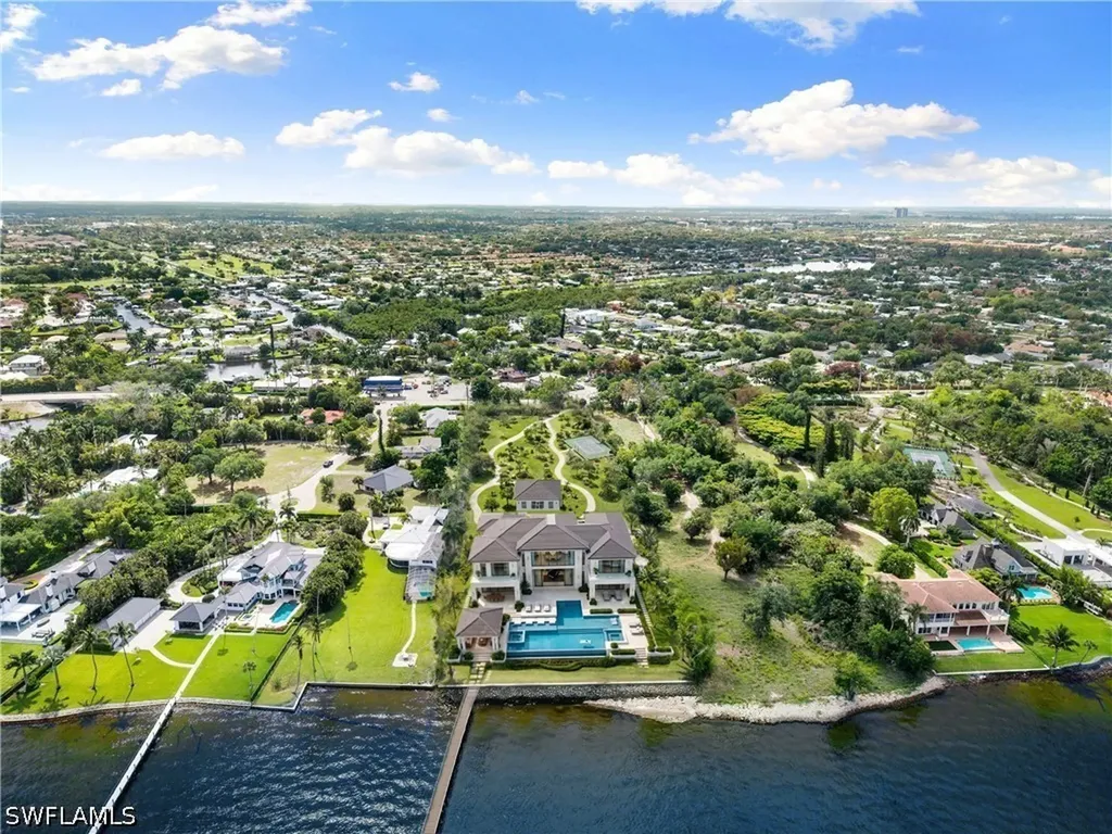 11480 Mcgregor Boulevard Fort Myers FL 33919