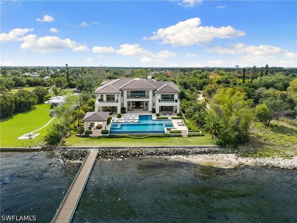 11480 Mcgregor Boulevard Fort Myers FL 33919