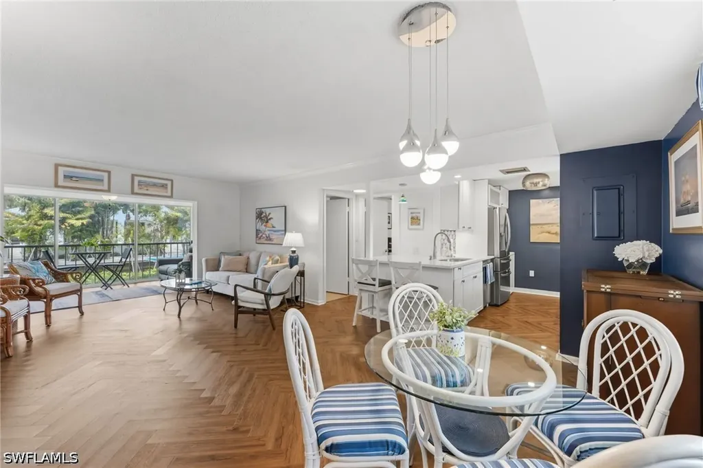 1100 Little Neck Court Naples FL 34102