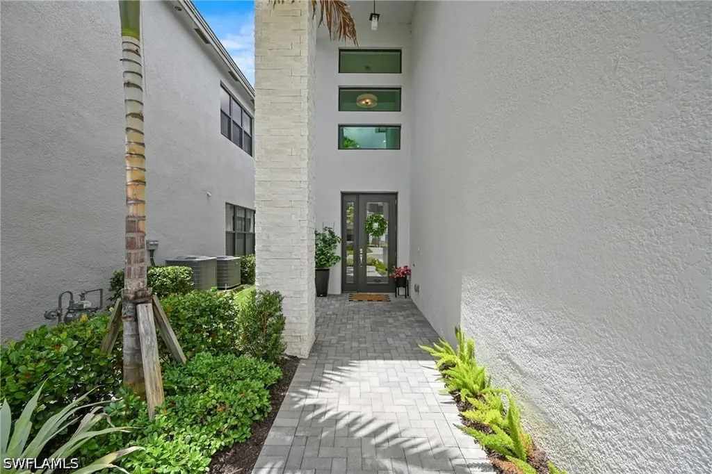 20281 Fair Oak Lane Estero FL 33928