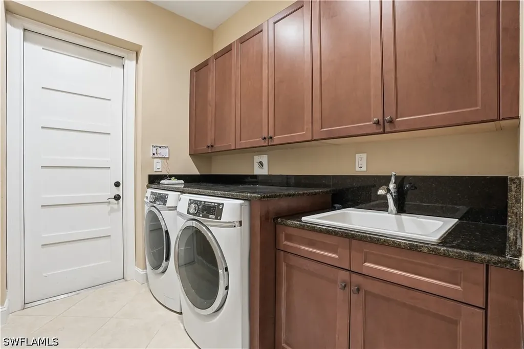 6565 Dominica Drive Naples FL 34113