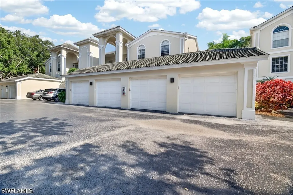 15395 Cedarwood Lane Naples FL 34110