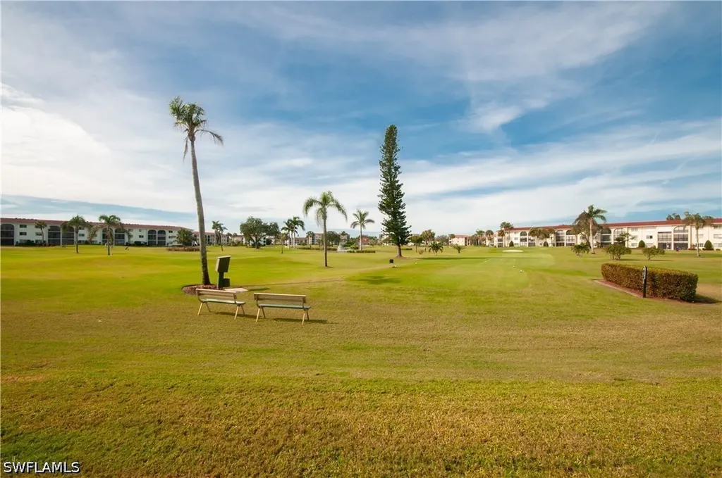 29 High Point Circle E Naples FL 34103