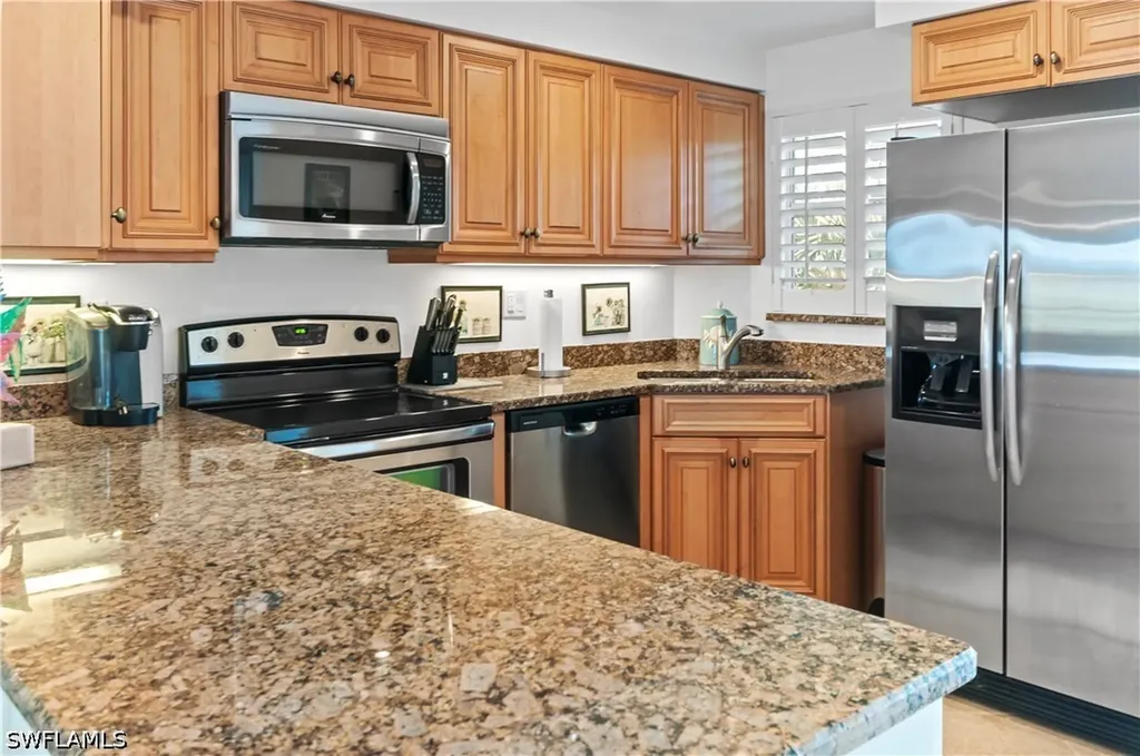 29 High Point Circle E Naples FL 34103