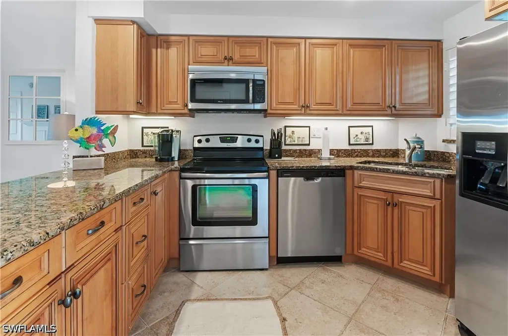 29 High Point Circle E Naples FL 34103