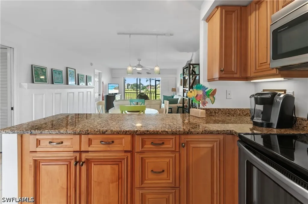 29 High Point Circle E Naples FL 34103