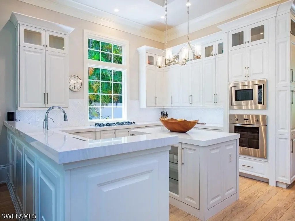 2202 Miramonte Way Naples FL 34105