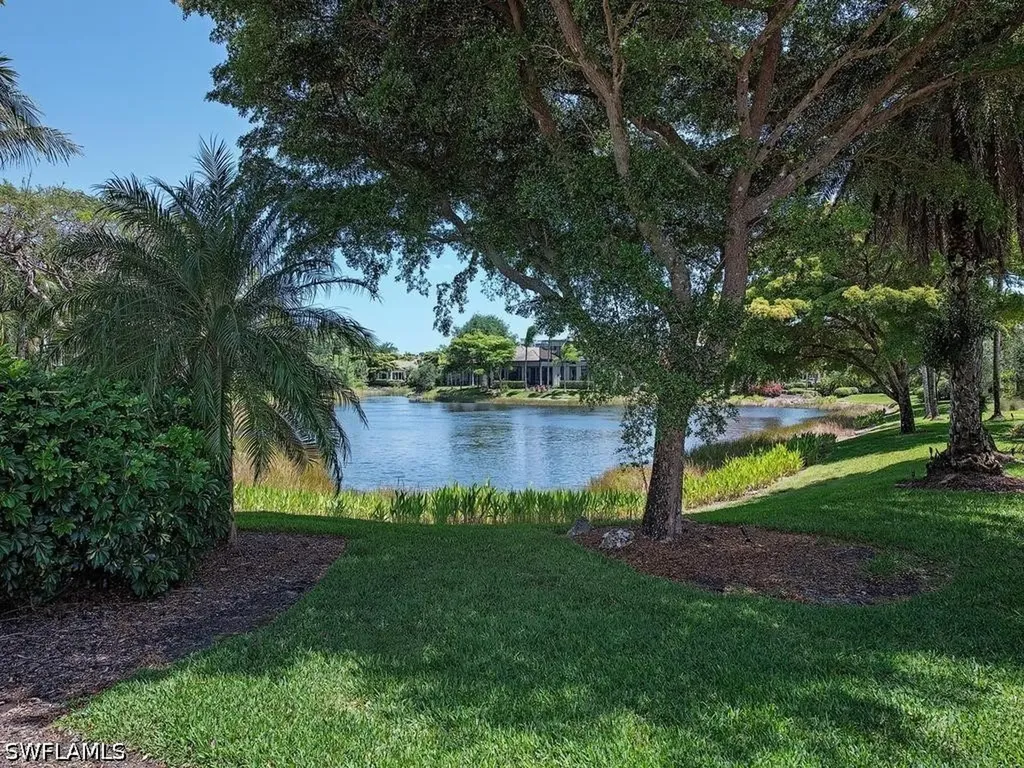 2202 Miramonte Way Naples FL 34105