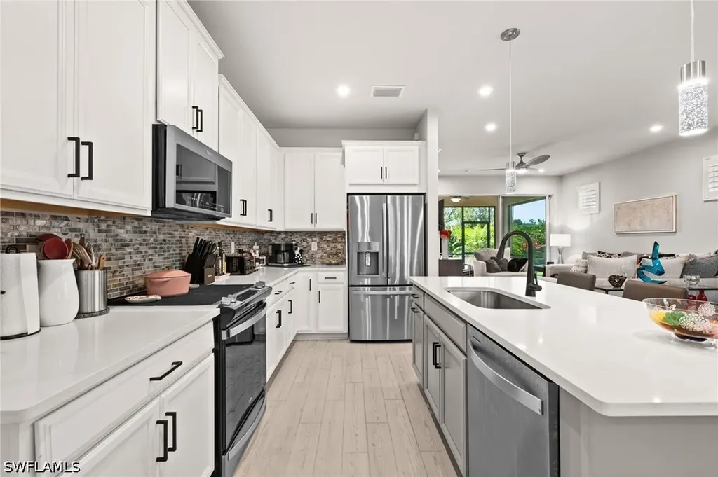 10353 Bonavie Cove Drive Fort Myers FL 33966
