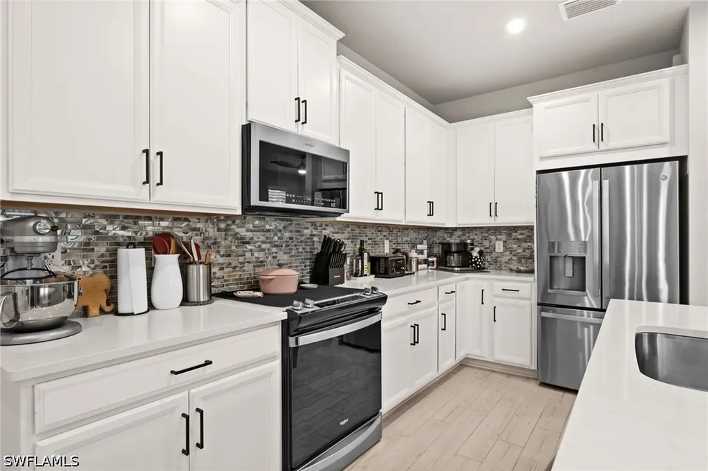 10353 Bonavie Cove Drive Fort Myers FL 33966