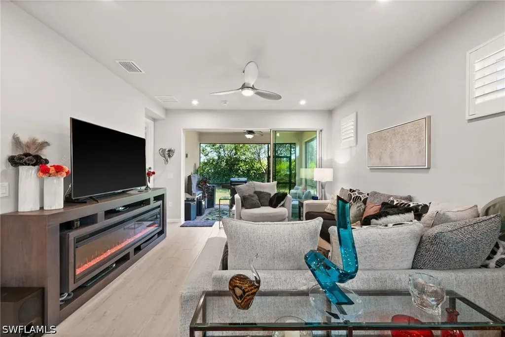 10353 Bonavie Cove Drive Fort Myers FL 33966