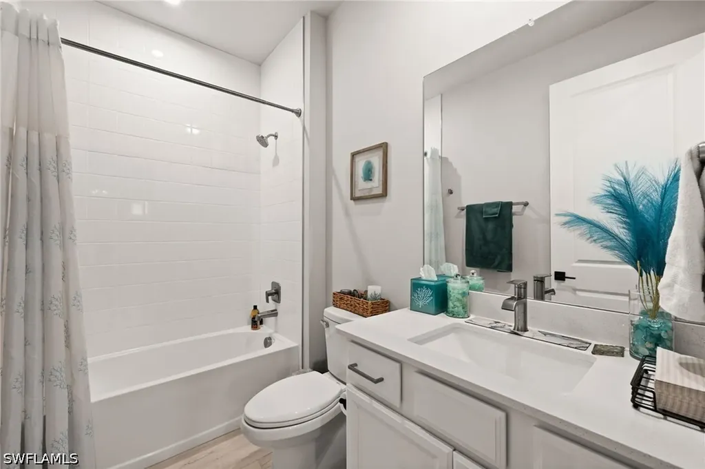 10353 Bonavie Cove Drive Fort Myers FL 33966