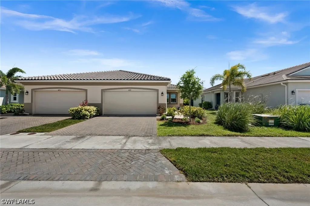 10353 Bonavie Cove Drive Fort Myers FL 33966