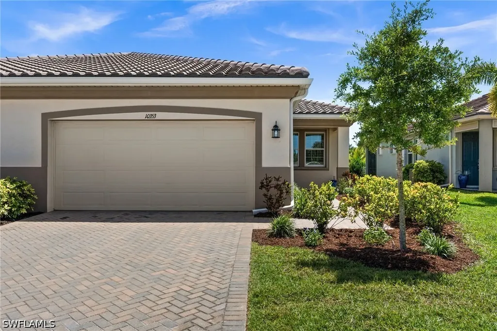 10353 Bonavie Cove Drive Fort Myers FL 33966