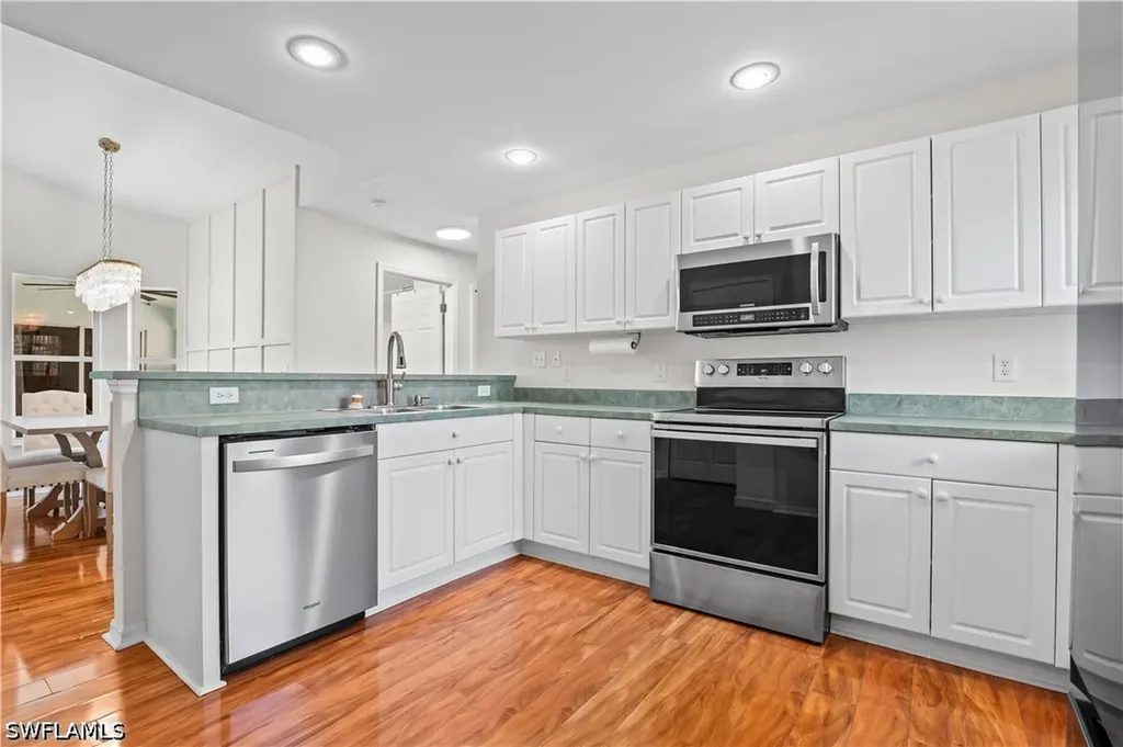 3805 SW 1st Terrace Cape Coral FL 33991