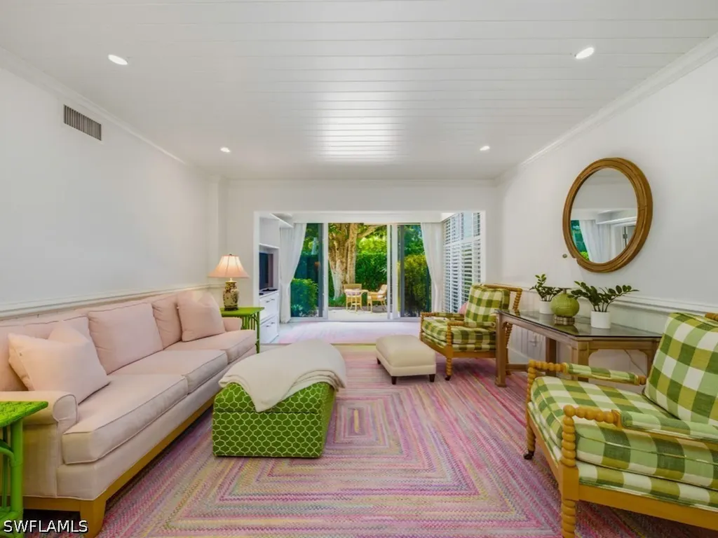 211 3rd Avenue S Naples FL 34102