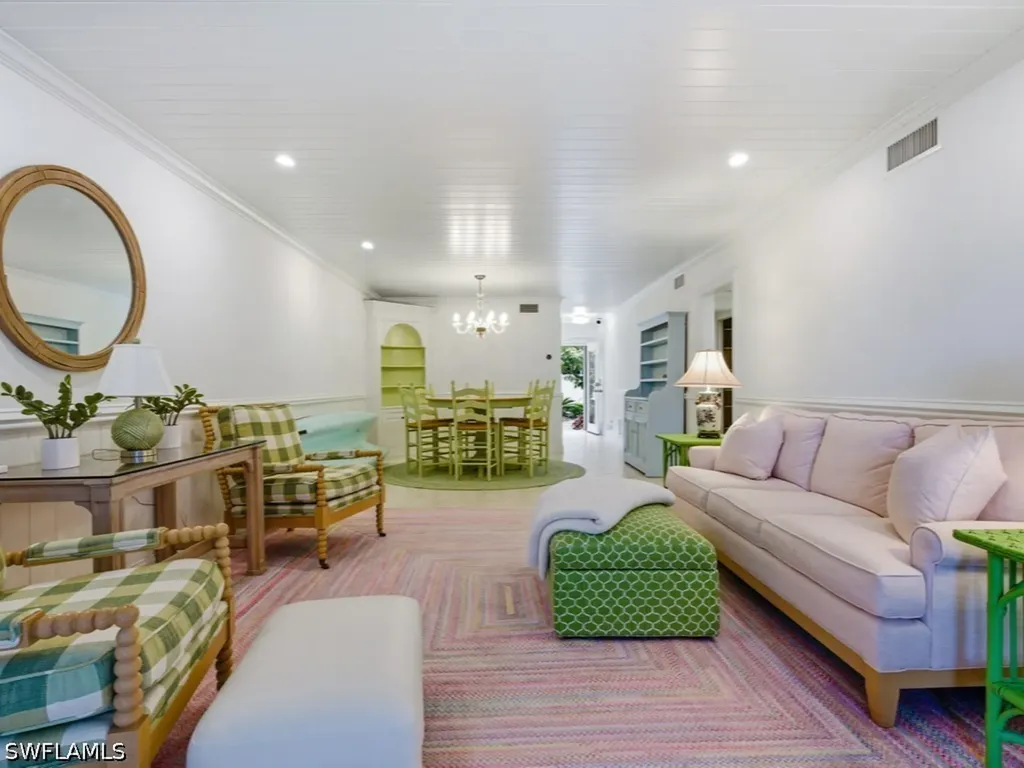211 3rd Avenue S Naples FL 34102