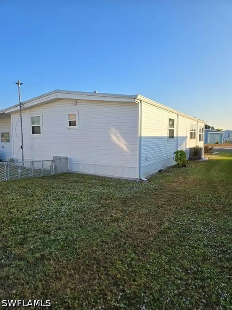 114 Elise Drive Fort Myers FL 33908