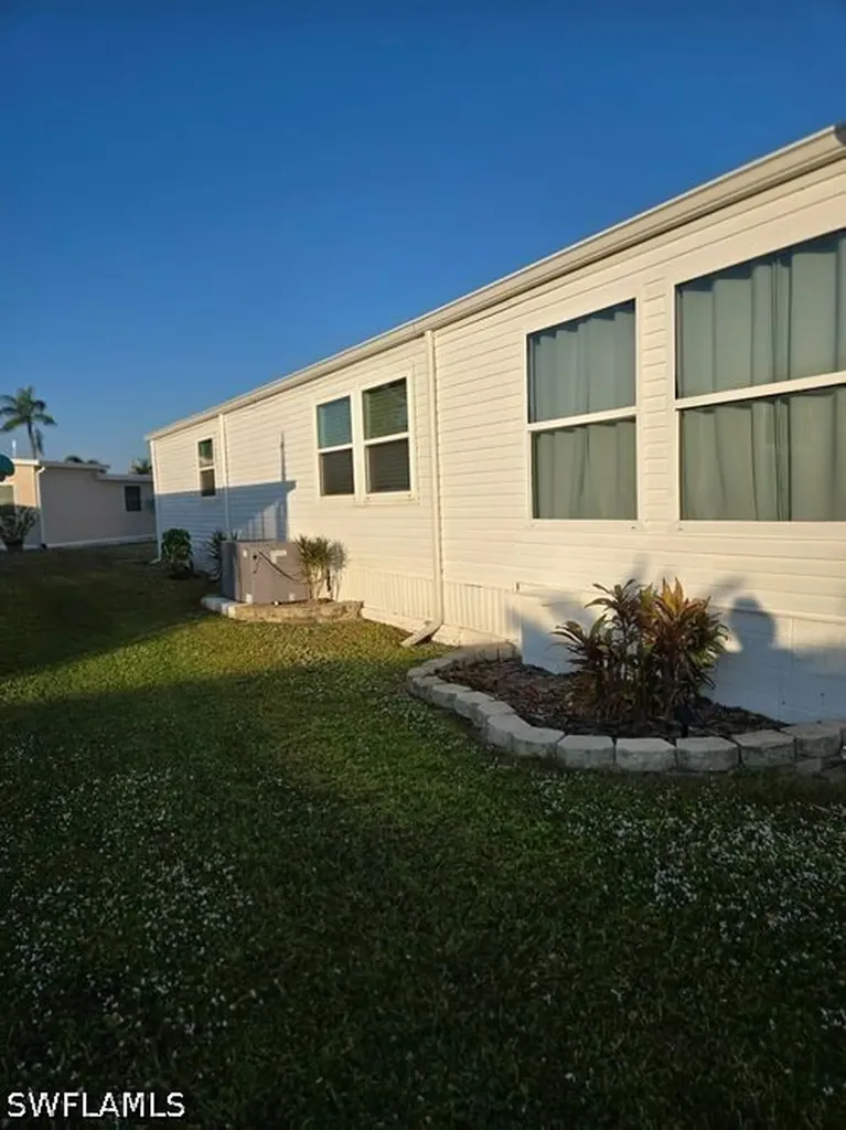 114 Elise Drive Fort Myers FL 33908