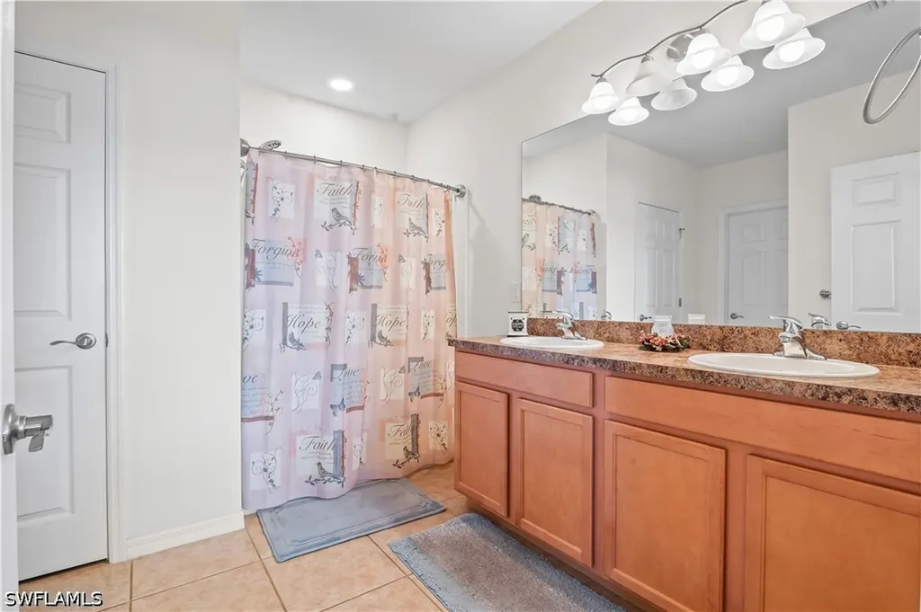 3118 Apple Blossom Drive Alva FL 33920