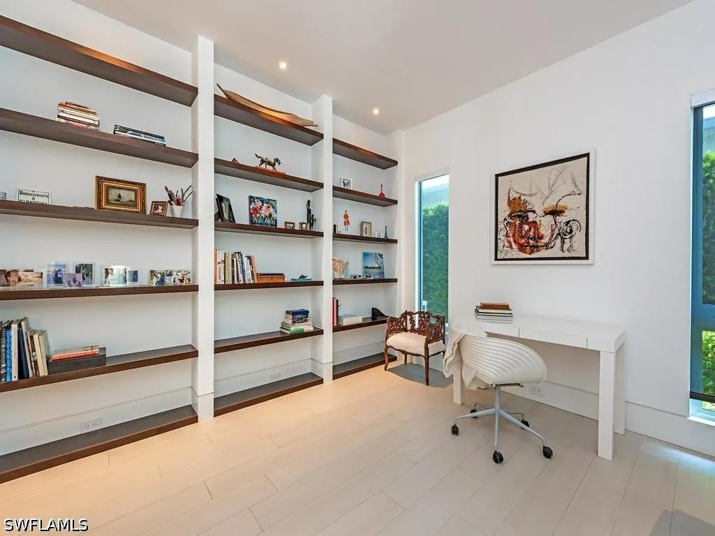 1218 14th Avenue N Naples FL 34102