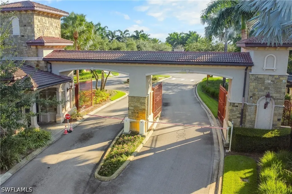 9419 Piacere Way Naples FL 34113