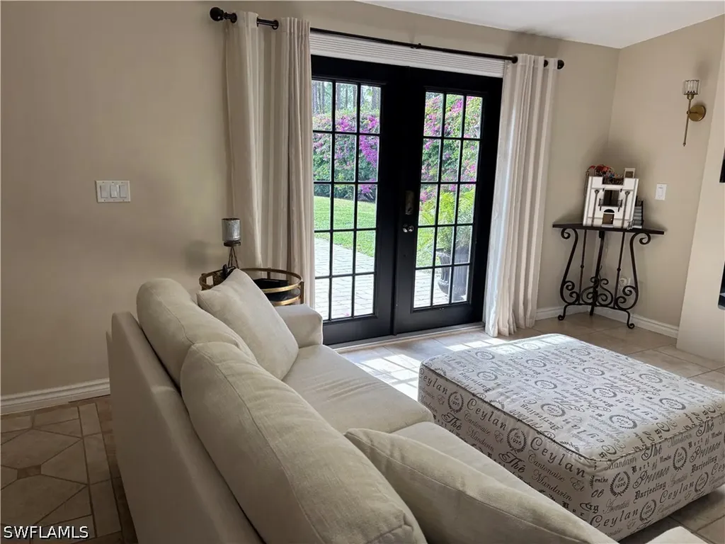 1156 Oakes Boulevard Naples FL 34119
