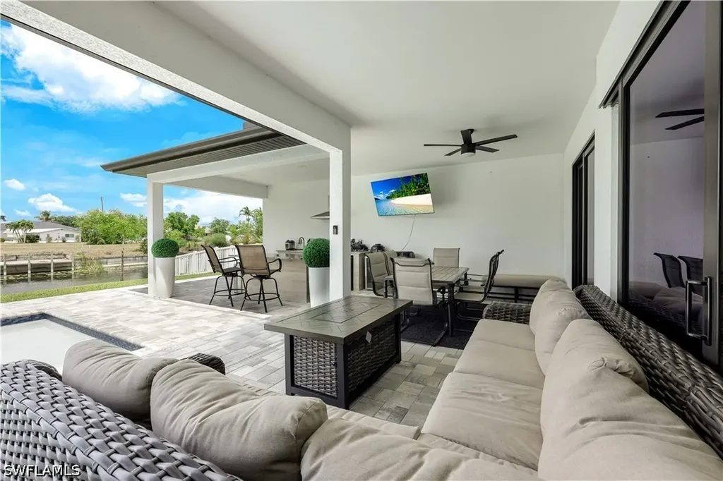 1429 SW 24th Street Cape Coral FL 33991