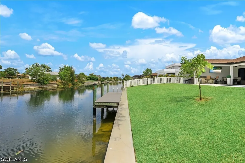 1429 SW 24th Street Cape Coral FL 33991