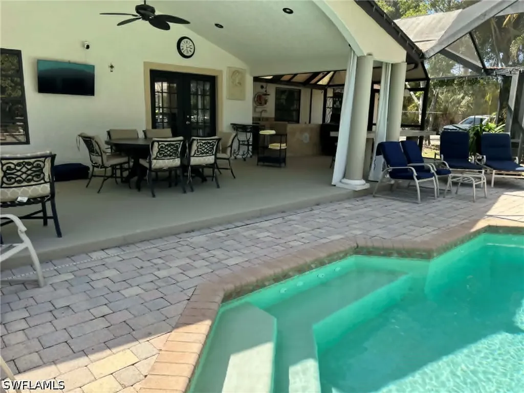 1156 Oakes Boulevard Naples FL 34119