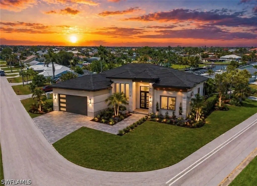 2014 Everest Parkway Cape Coral FL 33904