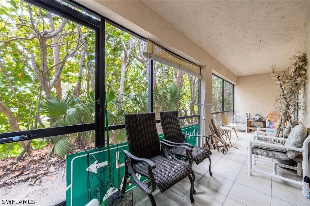 4300 Gulfstream Drive Naples FL 34112