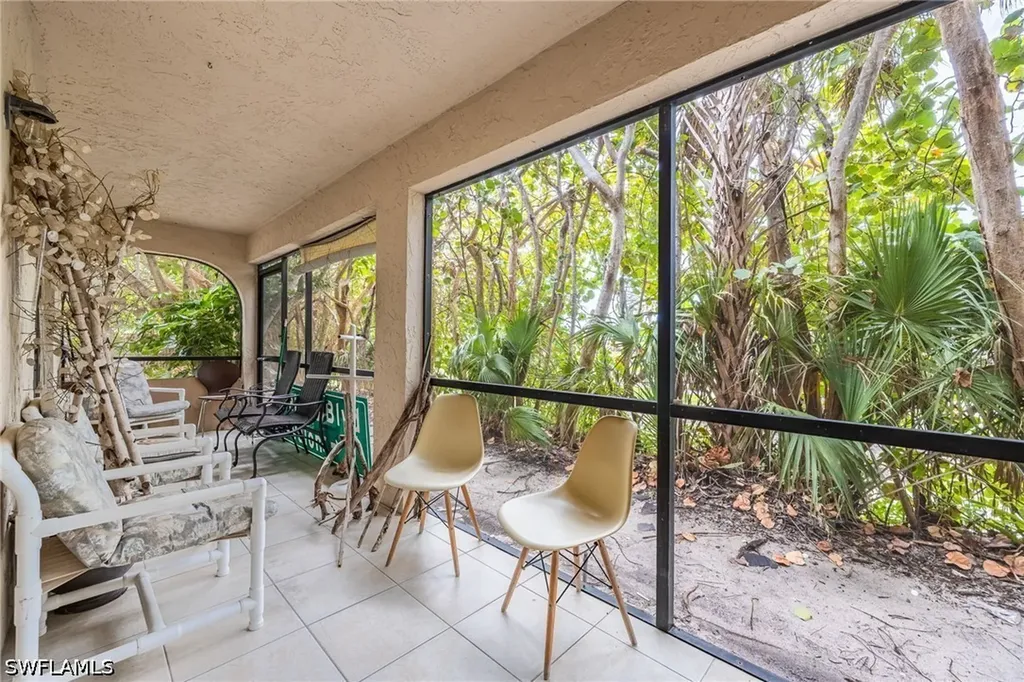 4300 Gulfstream Drive Naples FL 34112